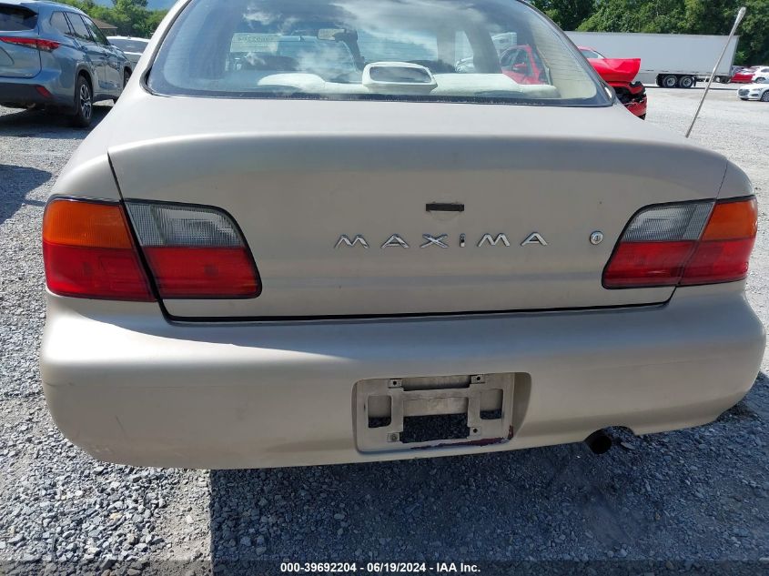 1995 Nissan Maxima Gle/Gxe/Se VIN: JN1CA21D5ST067821 Lot: 39692204