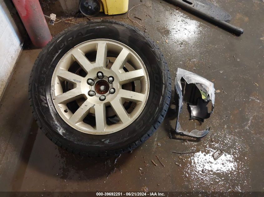 2011 Ford Expedition King Ranch VIN: 1FMJU1J59BEF18344 Lot: 39692251