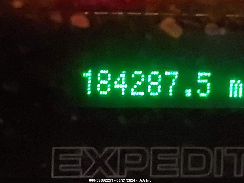 2011 Ford Expedition King Ranch VIN: 1FMJU1J59BEF18344 Lot: 39692251