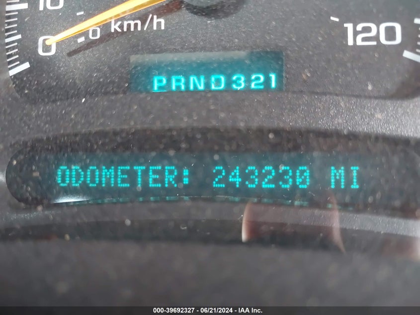 2003 Chevrolet Silverado 1500 Ls VIN: 2GCEK19T631111681 Lot: 39692327