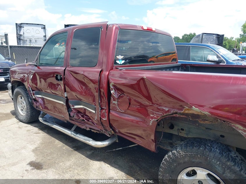 2003 Chevrolet Silverado 1500 Ls VIN: 2GCEK19T631111681 Lot: 39692327