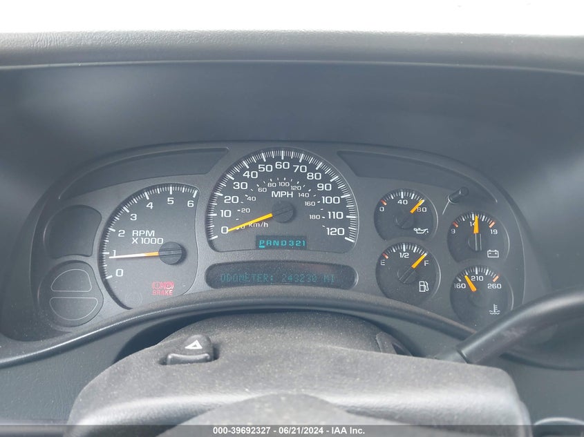 2003 Chevrolet Silverado 1500 Ls VIN: 2GCEK19T631111681 Lot: 39692327