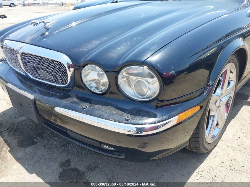 2005 Jaguar Xj Super V8 VIN: SAJWA82B95TG45132 Lot: 39692350