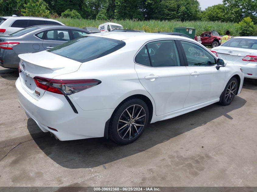 2022 TOYOTA CAMRY SE - 4T1G11AK0NU069185
