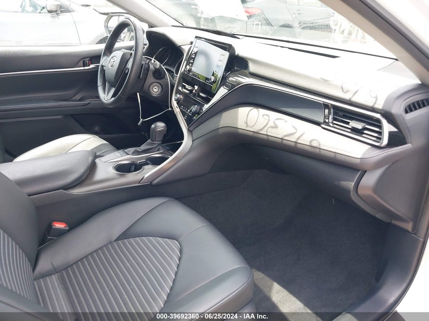 2022 TOYOTA CAMRY SE - 4T1G11AK0NU069185