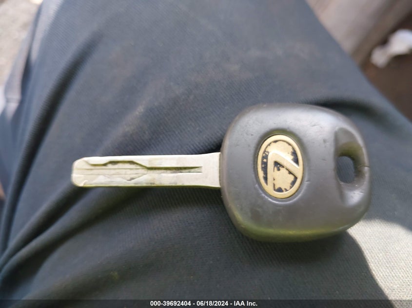 2001 Lexus Es 300 VIN: JT8BF28G115107856 Lot: 39692404