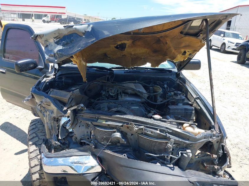 1998 Toyota Tacoma Base V6 VIN: 4TAWN72NXWZ061157 Lot: 39692421