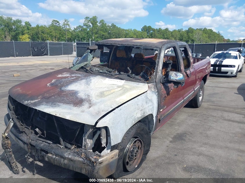 2000 Chevrolet Silverado 2500 Ls VIN: 1GCFC29U9YZ126187 Lot: 39692438