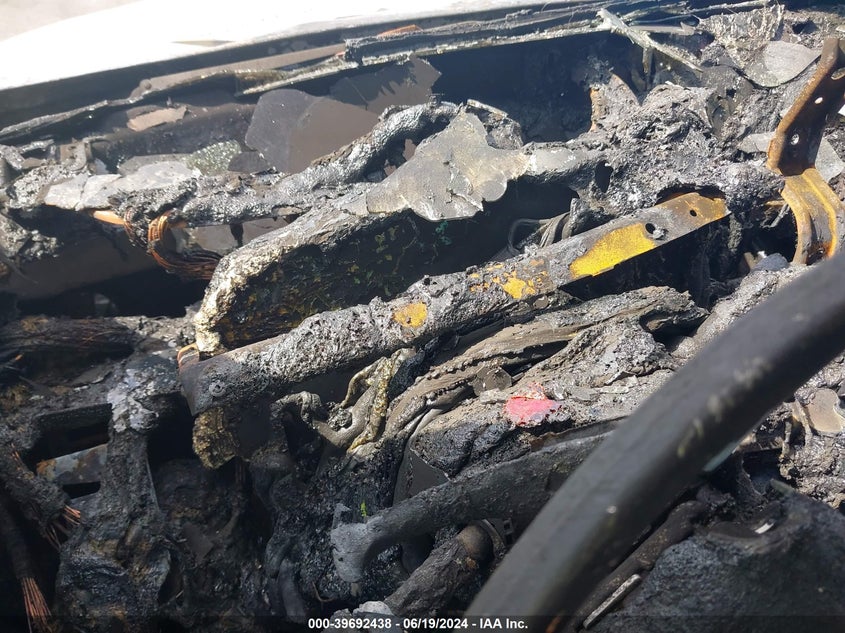 2000 Chevrolet Silverado 2500 Ls VIN: 1GCFC29U9YZ126187 Lot: 39692438