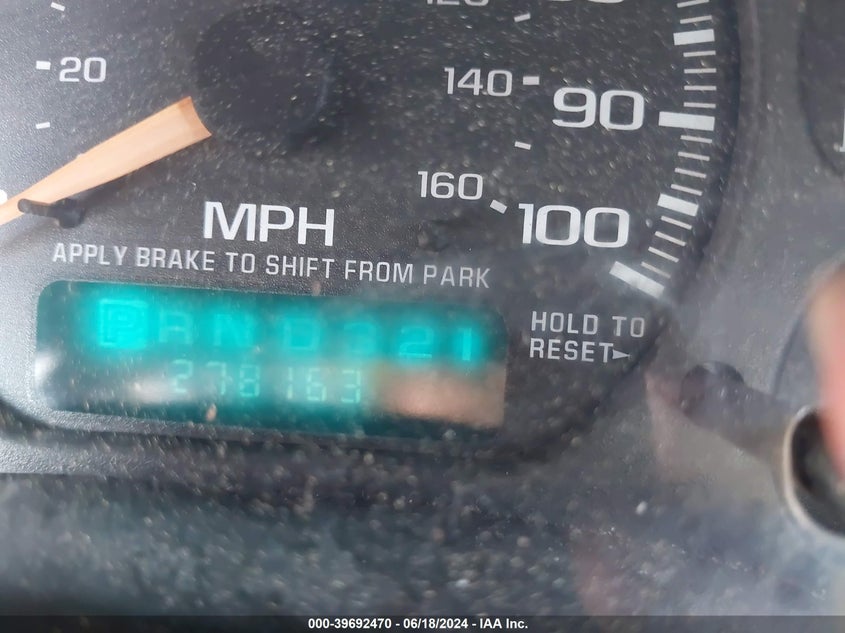 2002 Chevrolet Silverado 1500 Ls VIN: 2GCEC19V021422441 Lot: 39692470