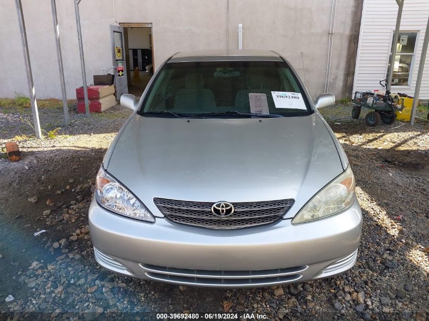 2004 Toyota Camry Le VIN: 4T1BE32K24U284607 Lot: 39692480