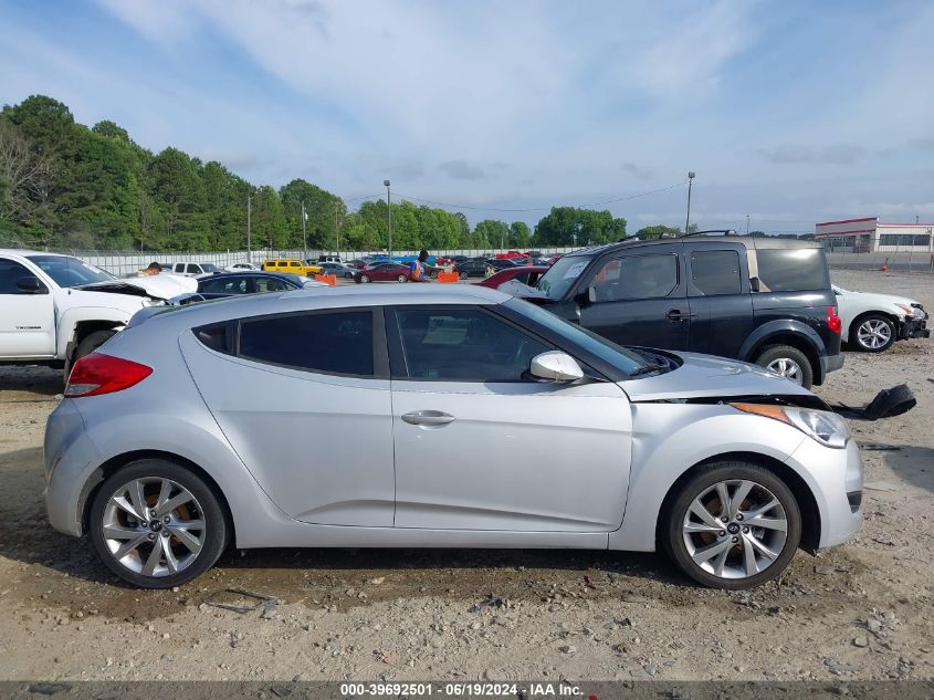 2016 Hyundai Veloster VIN: KMHTC6AD6GU288288 Lot: 39692501