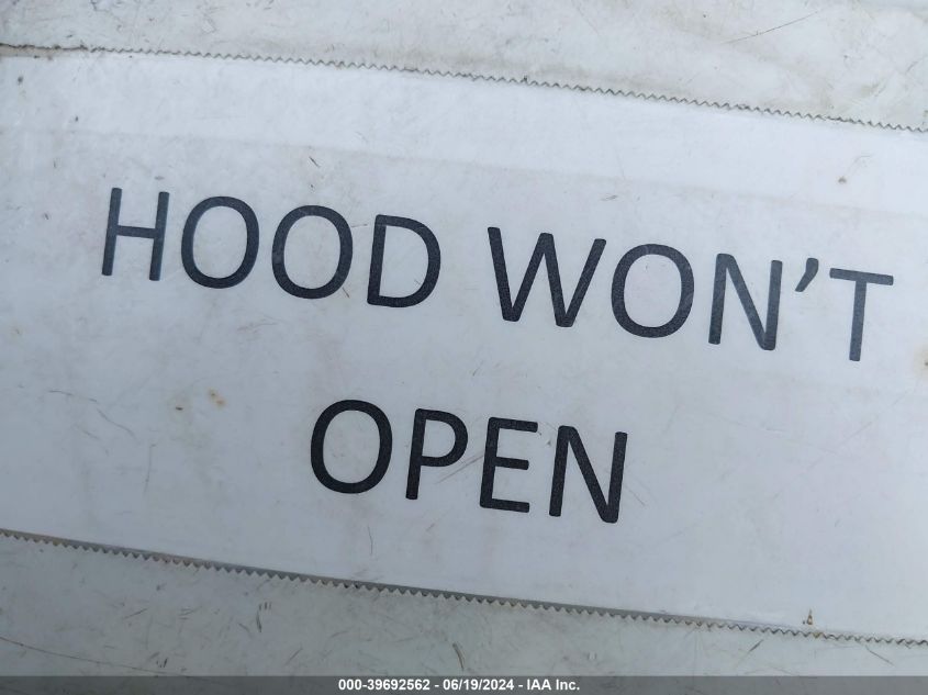 1996 Chevrolet Gmt-400 C1500 VIN: 2GCEC19M5T1141065 Lot: 39692562