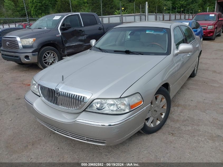 2003 Lincoln Town Car Cartier VIN: 1LNHM83W63Y625963 Lot: 39692582