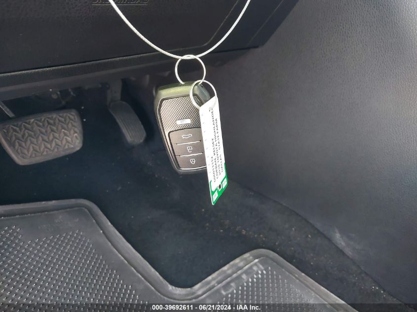 2018 Toyota Highlander Limited VIN: 5TDYZRFH8JS237800 Lot: 39692611