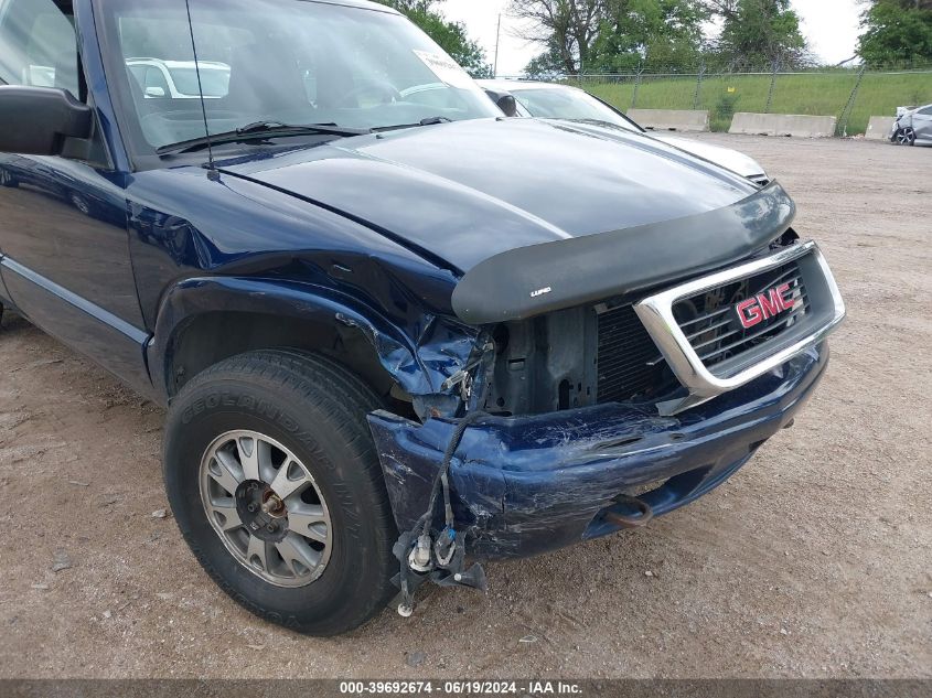 2003 GMC Sonoma Sls VIN: 1GTDT19X038253601 Lot: 39692674