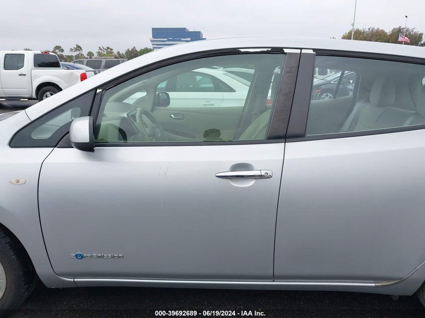 2012 Nissan Leaf Sl VIN: JN1AZ0CP8CT021865 Lot: 39692689