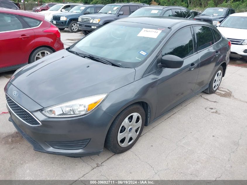 2018 Ford Focus S VIN: 1FADP3E29JL229162 Lot: 40412032