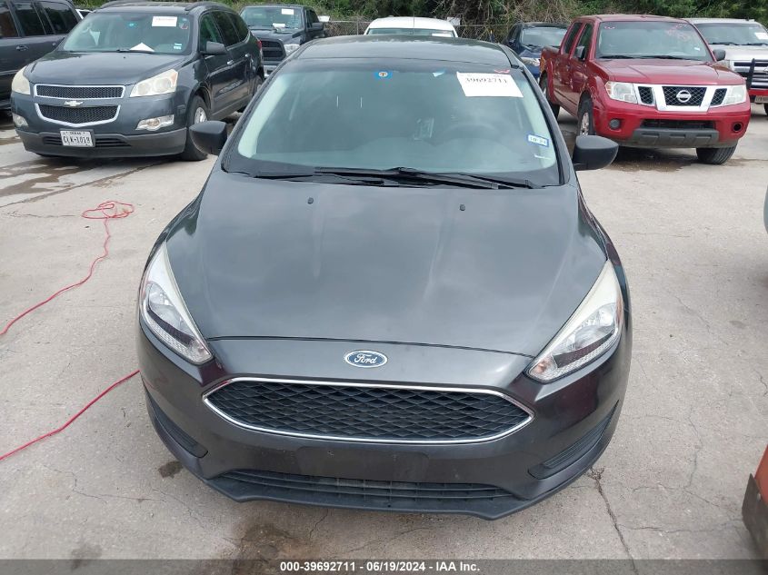 2018 Ford Focus S VIN: 1FADP3E29JL229162 Lot: 40412032