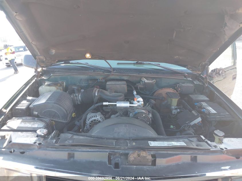 1998 Chevrolet Tahoe K1500 VIN: 3GNEK18R8WG137966 Lot: 39692956