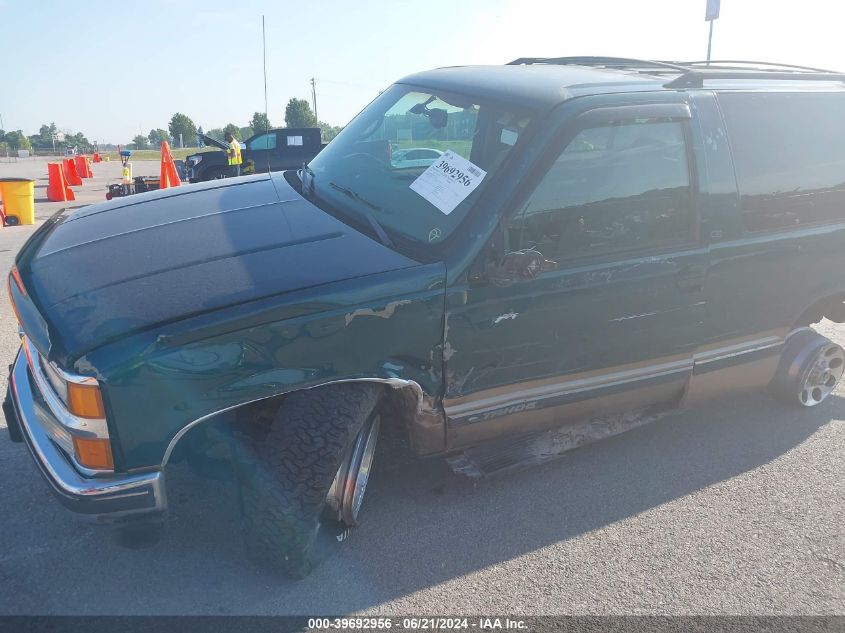 1998 Chevrolet Tahoe K1500 VIN: 3GNEK18R8WG137966 Lot: 39692956