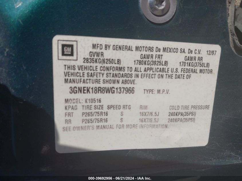 1998 Chevrolet Tahoe K1500 VIN: 3GNEK18R8WG137966 Lot: 39692956