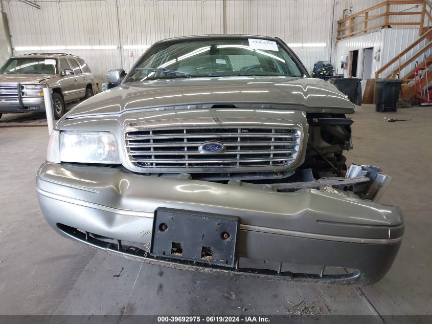2000 Ford Crown Victoria Lx VIN: 2FAFP74W4YX176856 Lot: 39692975