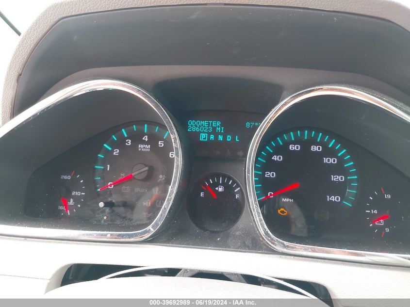 2011 Chevrolet Traverse Ls VIN: 1GNKRFED4BJ144121 Lot: 39692989