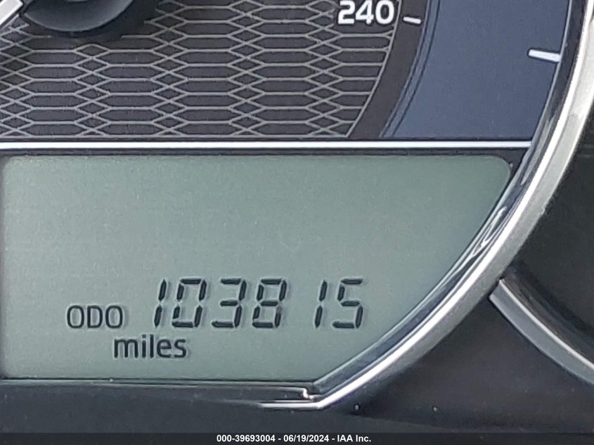 2016 TOYOTA COROLLA LE - 2T1BURHE6GC669942