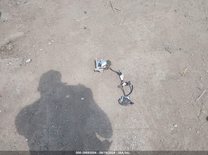 2016 TOYOTA COROLLA LE - 2T1BURHE6GC669942