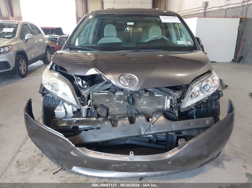 2013 Toyota Sienna Le VIN: 5TDJK3DC2DS049451 Lot: 39693121