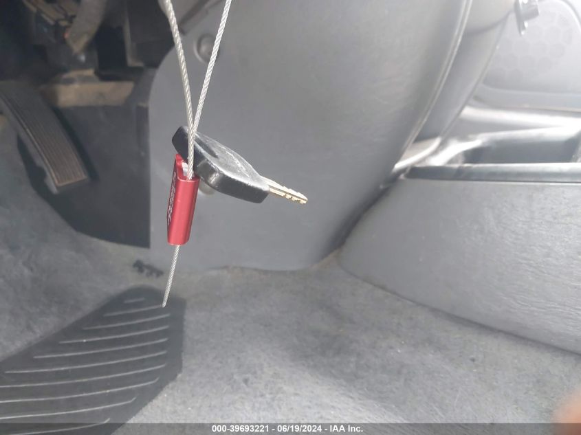 2003 Ford Escape VIN: 1FMY02103KA33355 Lot: 39693221