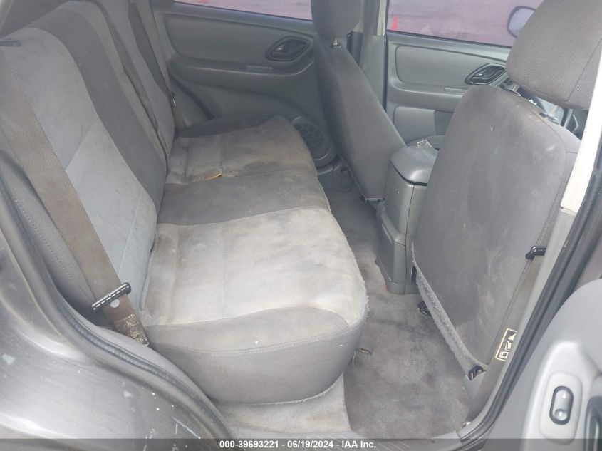 2003 Ford Escape VIN: 1FMY02103KA33355 Lot: 39693221