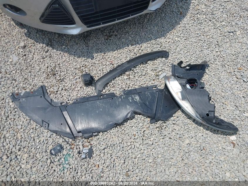 2012 Ford Focus Sel VIN: 1FAHP3H22CL378447 Lot: 39693242