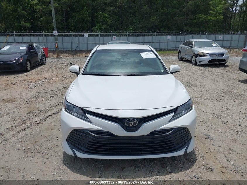 2018 TOYOTA CAMRY LE - 4T1B11HK2JU591956