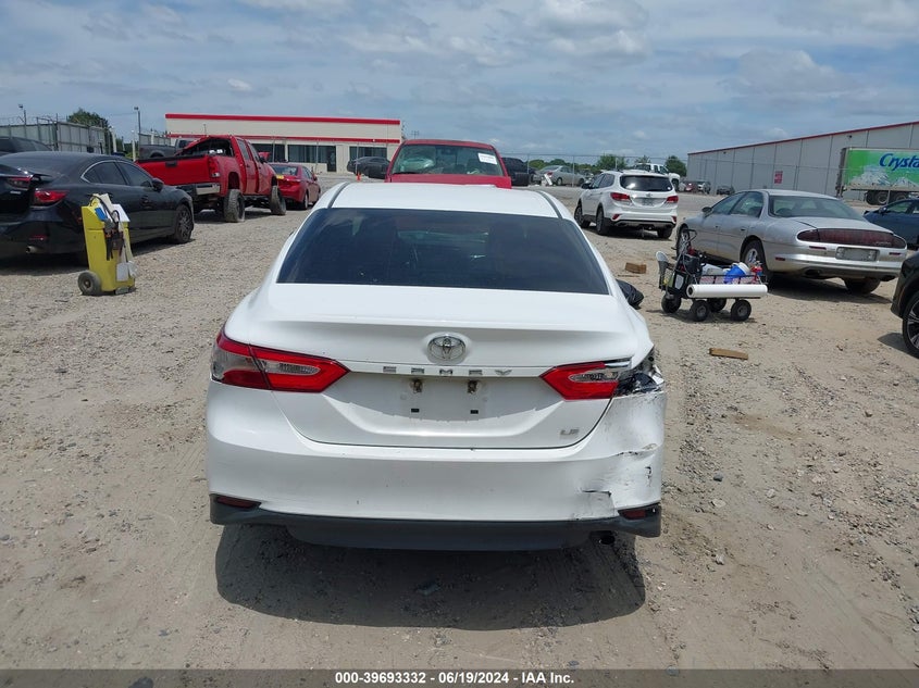 2018 TOYOTA CAMRY LE - 4T1B11HK2JU591956