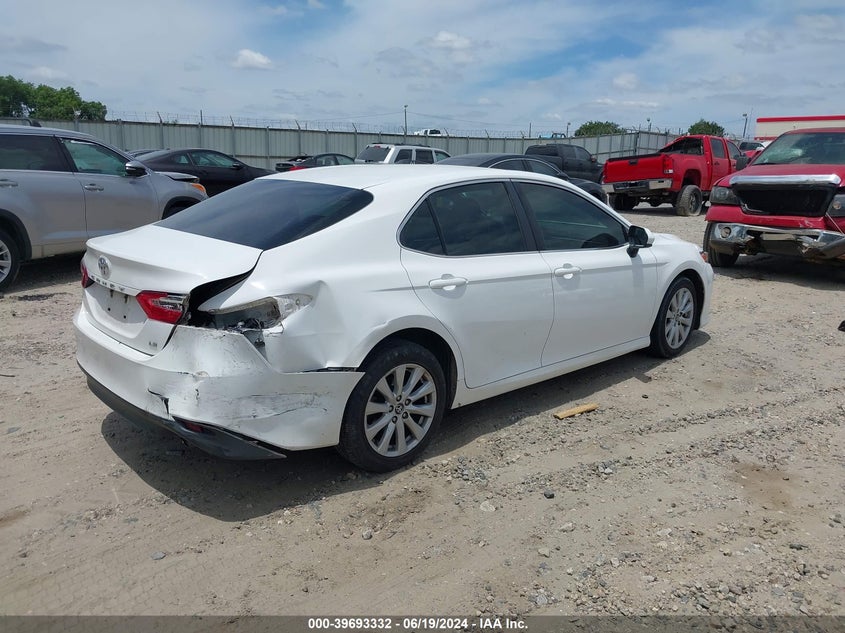 2018 TOYOTA CAMRY LE - 4T1B11HK2JU591956