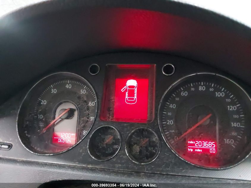 2007 Volkswagen Passat VIN: WVWAK73C67P007288 Lot: 39693354