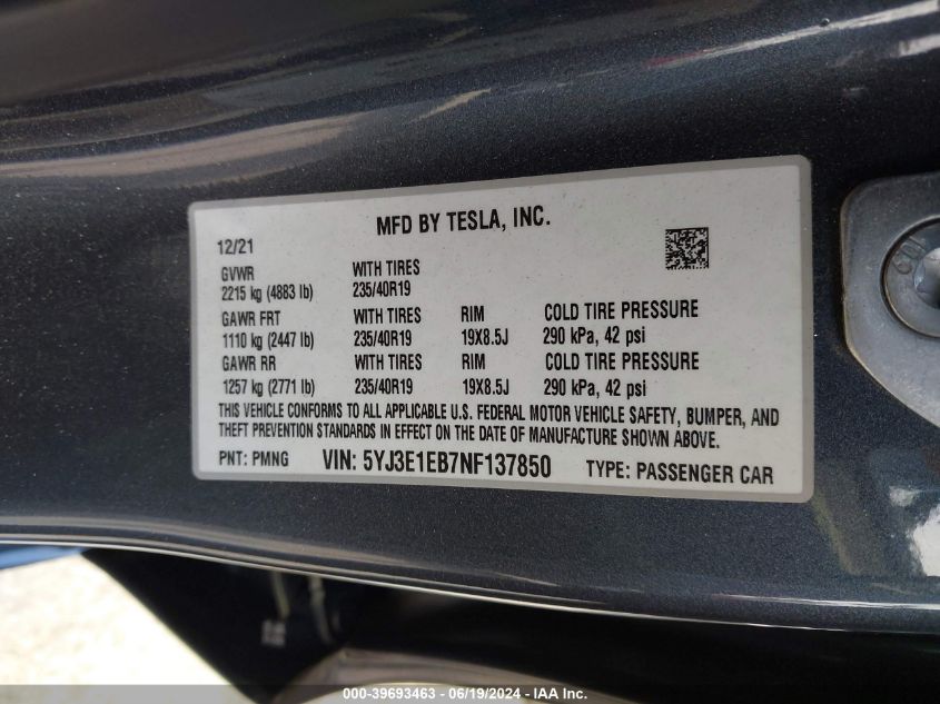 2022 Tesla Model 3 VIN: 5YJ3E1EB7NF137850 Lot: 39693463