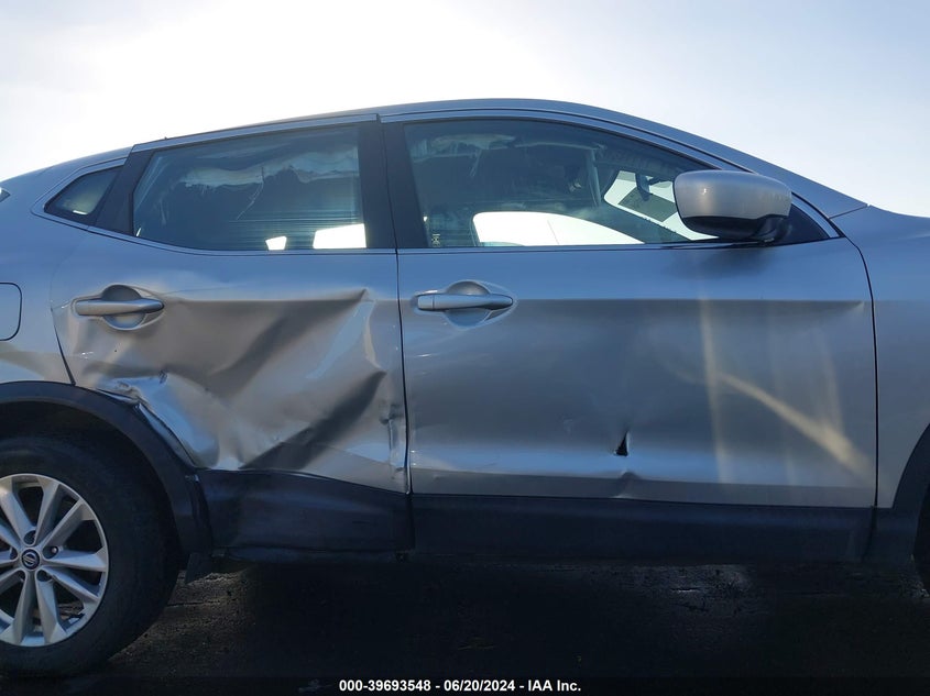 2019 Nissan Rogue Sport S/Sv/Sl VIN: JN1BJ1CRXKW344668 Lot: 39693548