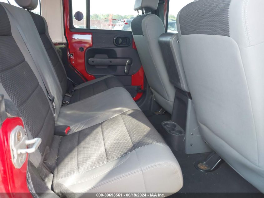 2007 Jeep Wrangler Unlimited X VIN: 1J4GA39177L187734 Lot: 39693561