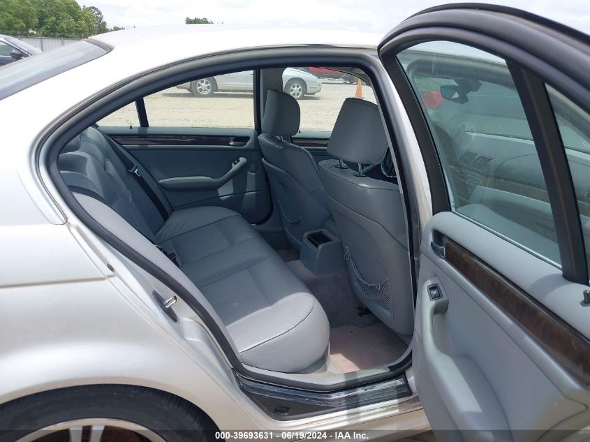 2001 BMW 330 I VIN: WBAAV534X1FT00125 Lot: 39693631