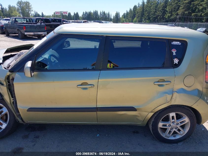 2011 Kia Soul + VIN: KNDJT2A27B7229132 Lot: 39693674