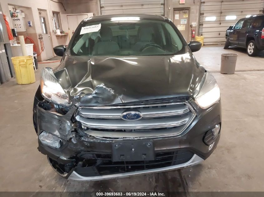 2017 FORD ESCAPE SE - 1FMCU0GD2HUC38877