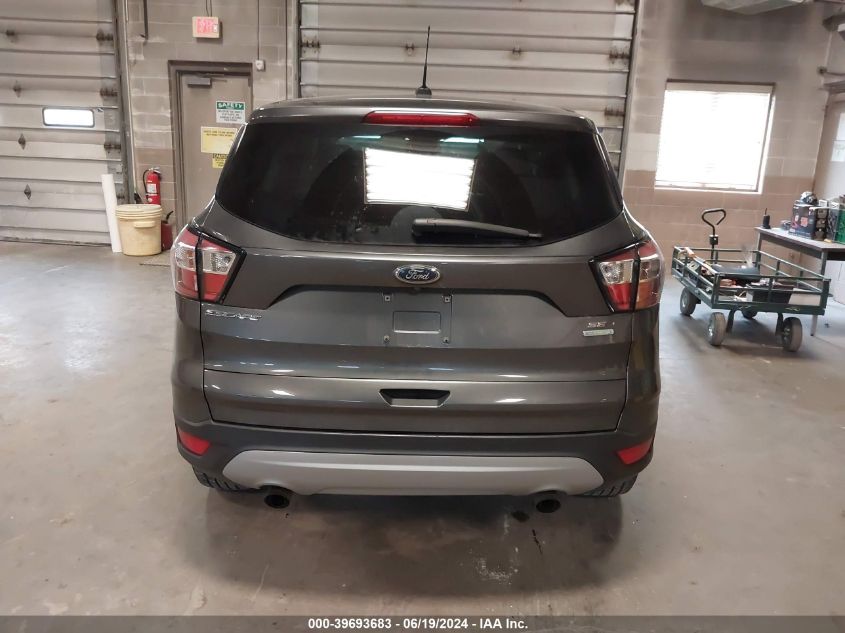 2017 FORD ESCAPE SE - 1FMCU0GD2HUC38877