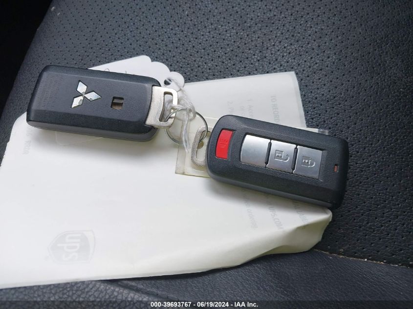 2017 Mitsubishi Outlander Sel VIN: JA4AZ3A32HZ029568 Lot: 39693767