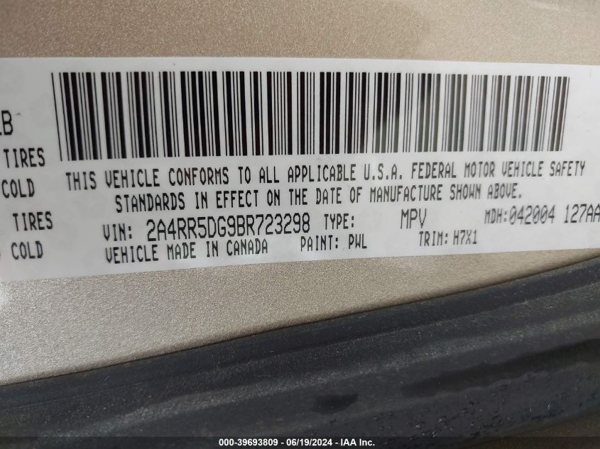 2011 Chrysler Town & Country Touring VIN: 2A4RR5DG9BR723298 Lot: 39693809