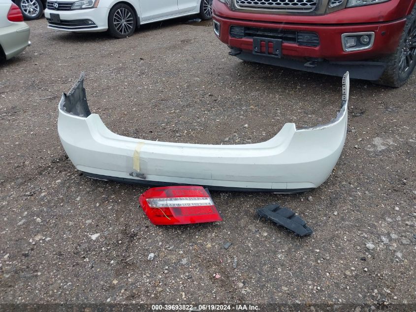 2011 Mercedes-Benz E 350 350 VIN: WDDHF5GB2BA471513 Lot: 39693822