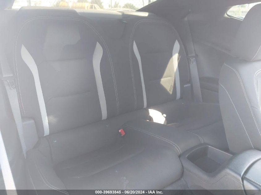 2019 Chevrolet Camaro Ls/Lt VIN: 1G1FB1RX4K0126609 Lot: 39693845