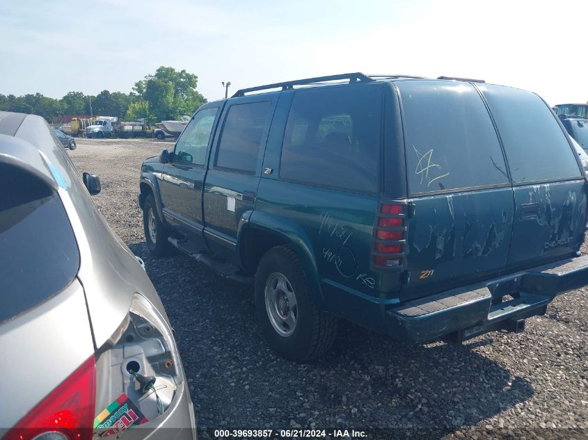 2000 Chevrolet Tahoe Z71 VIN: 1GNEK13R8YR205600 Lot: 39693857